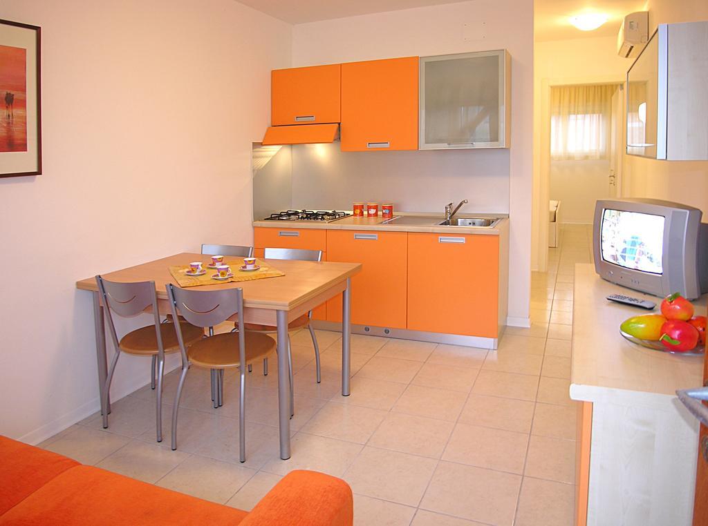 Appartamenti Ai Pini Bibione Bagian luar foto